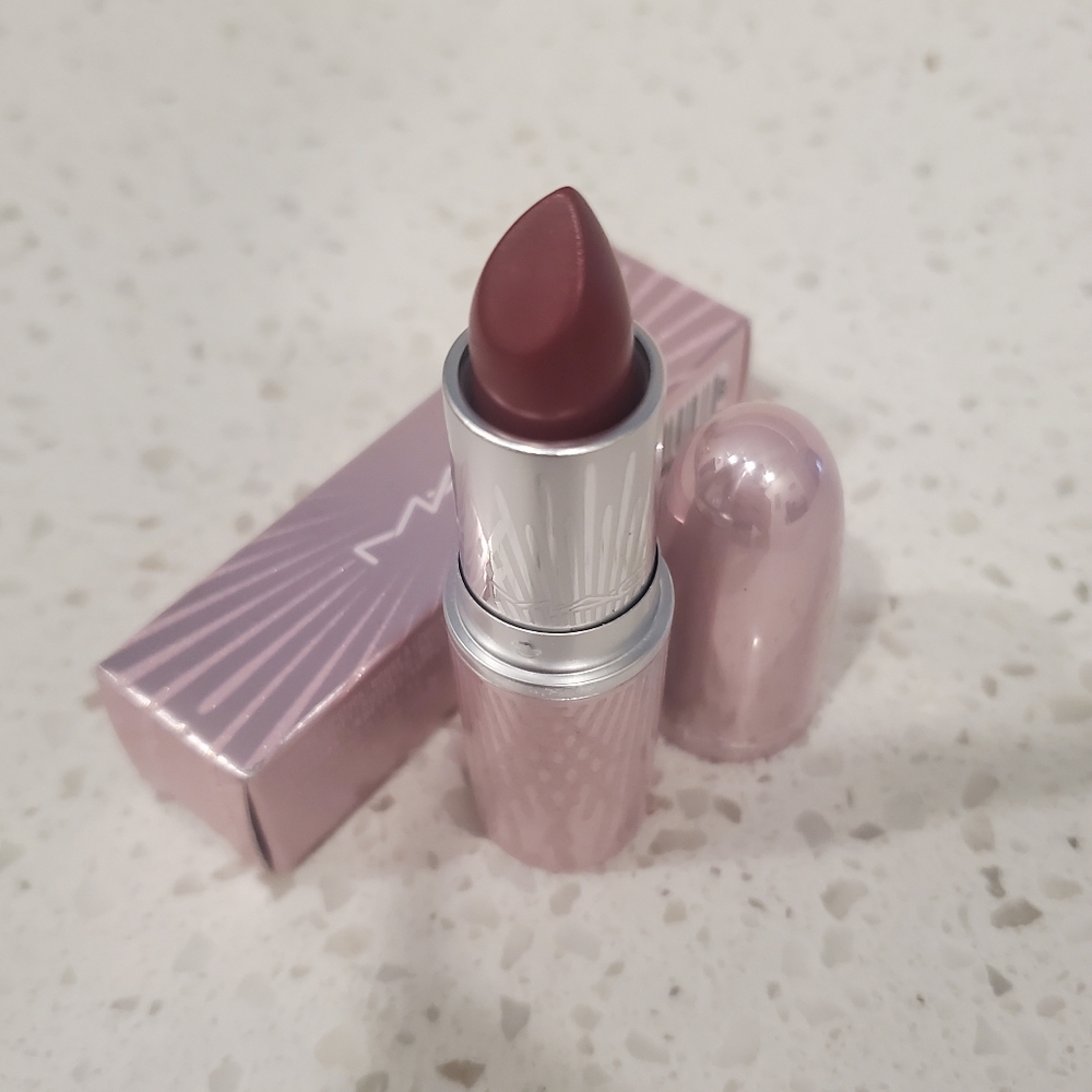 NEW MAC - Snowfilter Lustre Lipstick